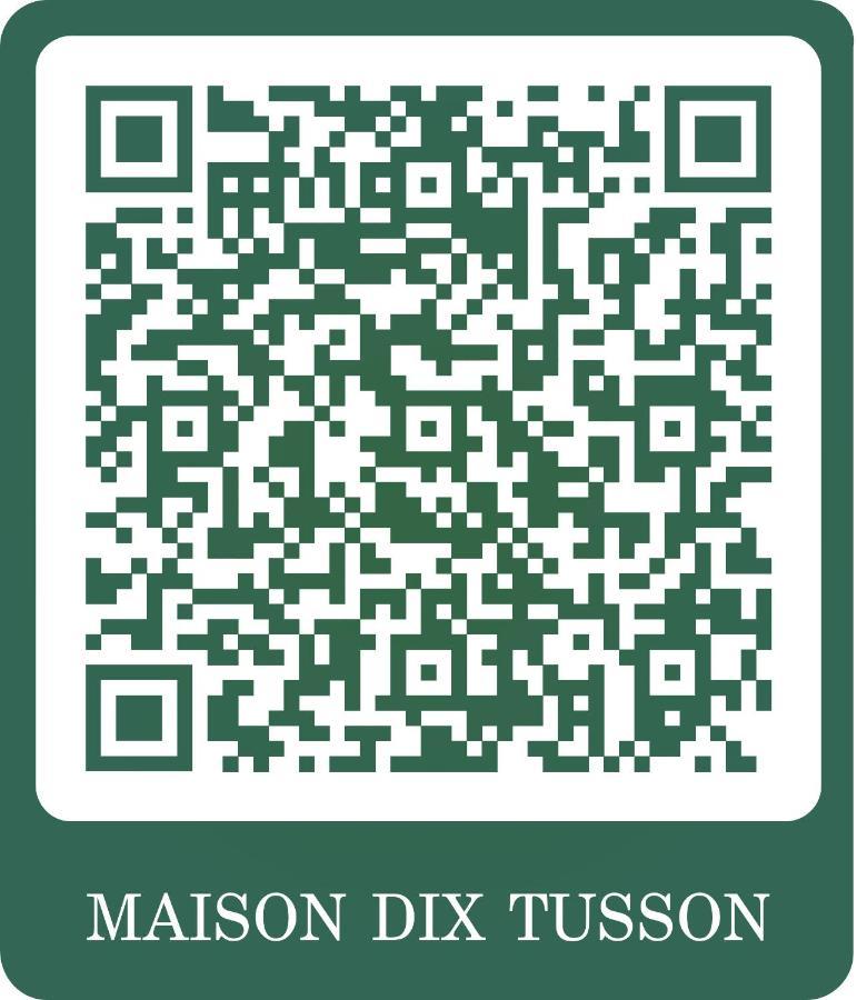 Maison Dix Tusson Exteriér fotografie